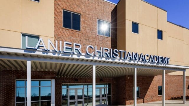 (lanierchristianacademy.org)