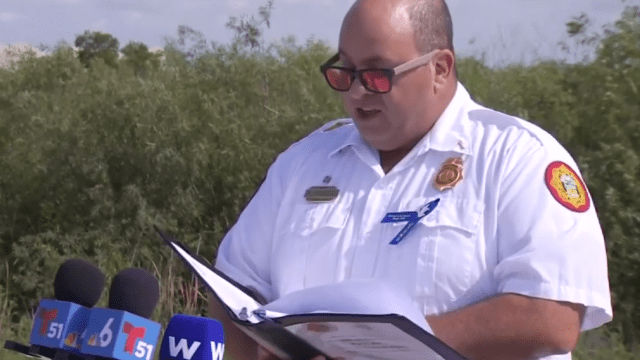Miami-Dade Fire Rescue Chaplain Alex Trinchet
(WSVN-TV photo)